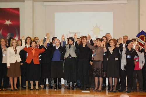 “Kadının değeri en çok AK Parti'de “