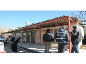 Marmaris’te iki bina  yıkıldı