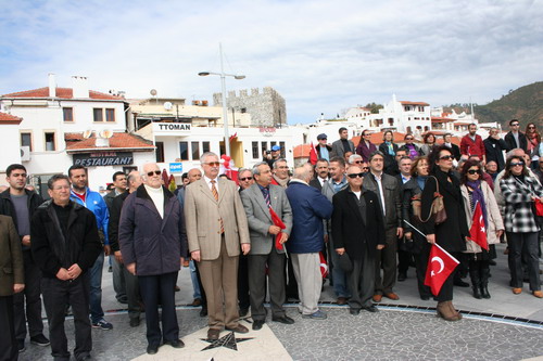 Marmarisliler Gençliğe Hitabe’ye sahip çıktı