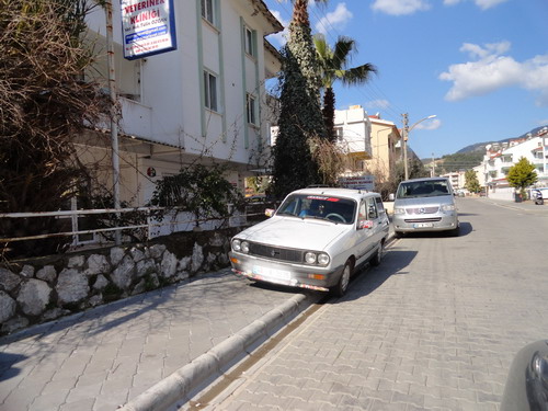 KALDIRIMA PARKIN CEZASI 173 TL