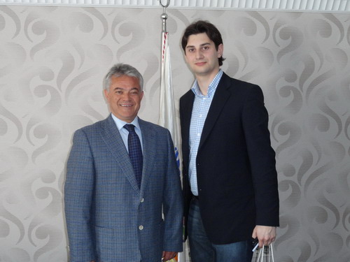 ACAR’DAN, RUSLARI RAHATLATAN AÇIKLAMA