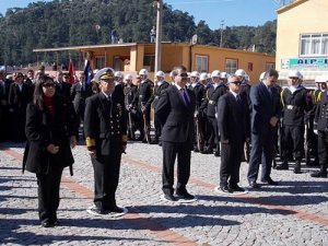 Şehitler saygı ile anıldı