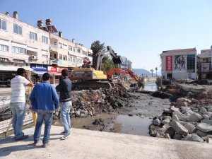 Marmaris'te Ana Cadde Kapatıldı