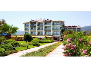 Marmaris Marti La Perla’da Yaz Başladi!