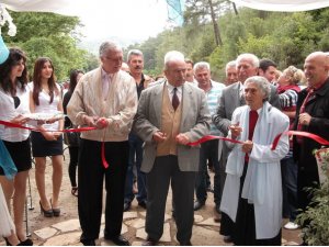 Havuzlu Bahçe Açıldı