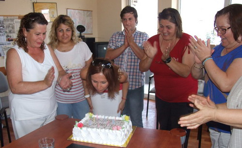 AK PARTİ'DE SÜPRİZ DOĞUM GÜNÜ