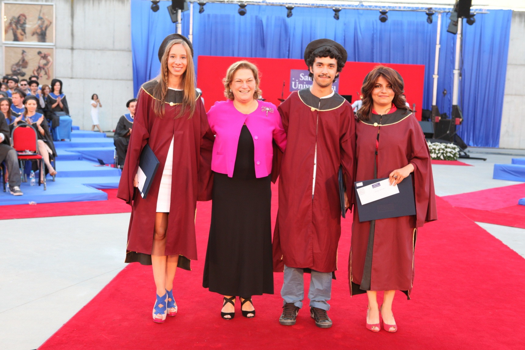 Sabancı Üniversitesi’nden Sakıp Sabancı anısına başarılı mezunlara ödül