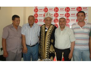 Kırgızistan Devlet Tiyatrosu Meclis Üyesi Ahmedovich'ten Mamaris MHP'ye Ziyaret