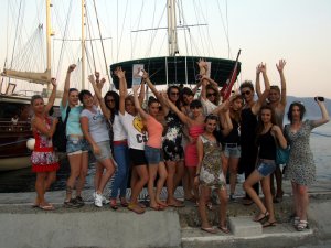 ‘Cesur güzeller’ Marmaris’te görücüye çıktı
