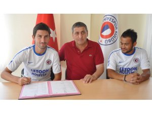 Türkkan’dan sonra Onur Okan da imzaladı…