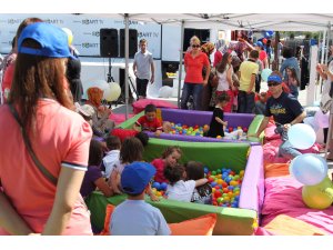 Smart TV TIR’ıyla Türkiye’yi gezmeye devam ediyor