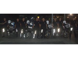 Marmaris geceleri iki dil bilen, iletişim uzmanı yunuslara emanet