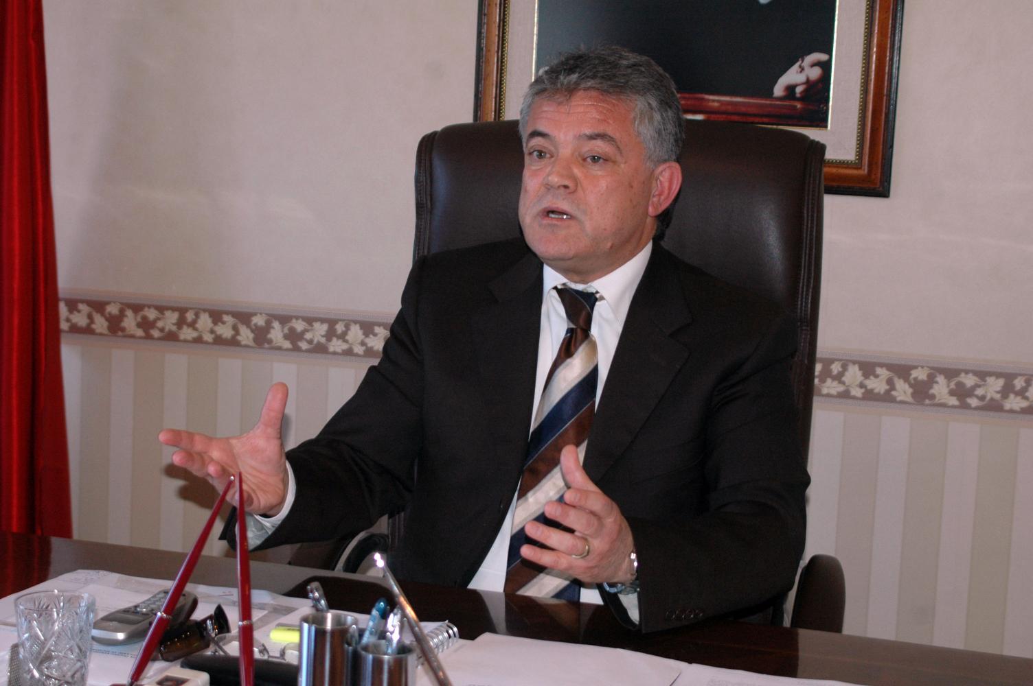 ACAR “Bu yönetmeliği Biz Çıkartmadık”