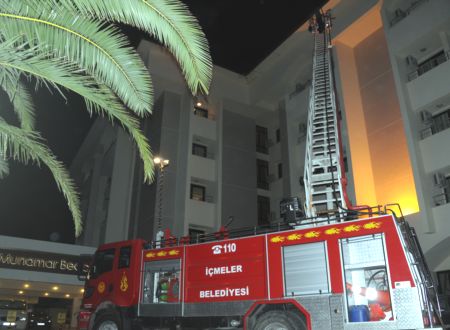 Katar Şeyhi'nin Otelinde Yangın Paniği