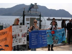Yunus korumacıları Marmaris’te galip geldi