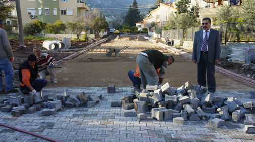BELDİBİ  PARKE PROJESİNİN BİRİNCİ ETABI TAMAMLANDI