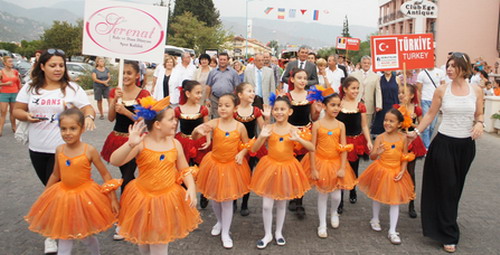İncilerin Dansı Çocuk Festivali Başladı