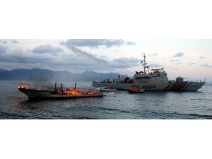 Yolcuları Sahil Güvenlik kurtardı