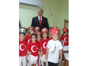 Miniklere Sevgi, Esnafa Müjde