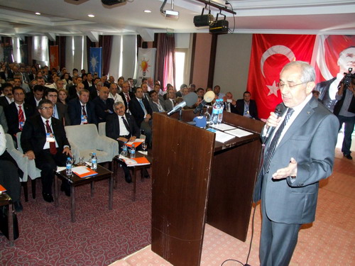 AK PARTİ MARMARİS’TE TOPLANDI