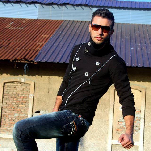 Yakışıklı manken Taha Şahin GÜNDEM`de...