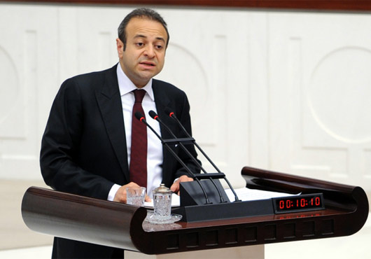 Avrupa Birliği Bakanı ve Başmüzakereci Egemen Bağış TBMM Genel Kurulu'nda Avrupa Birliği Bakanlığının 2013 yılı bütçesi üzerinde Hükümet adına k