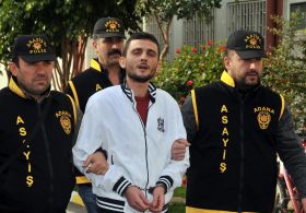 Cinayet Zanlısı İzmir'de Yakalandı