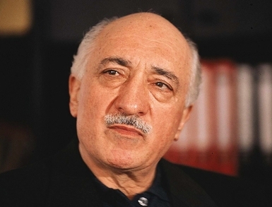 "Barış İçin El de Öpülür Etek de"
