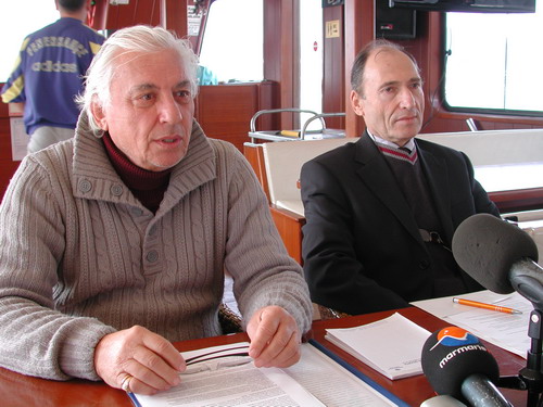 “Yol trafiğe acilen kapatılmalı”