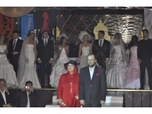 1st.INTERNATIONAL REDSQUARE fashıon show gerçekleşti.