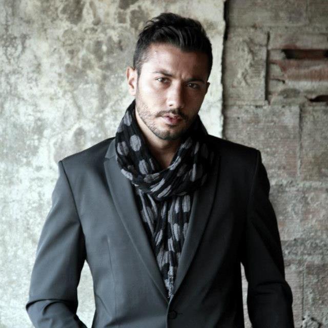 Taha Şahin ''Kıyafeti Gösteren Mankendir''...