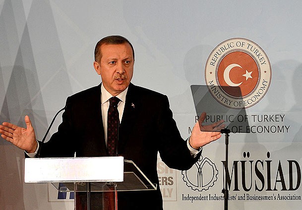 Galiçya Şehitliği'ne çelenk