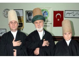 66 yıldır sema yapıyor