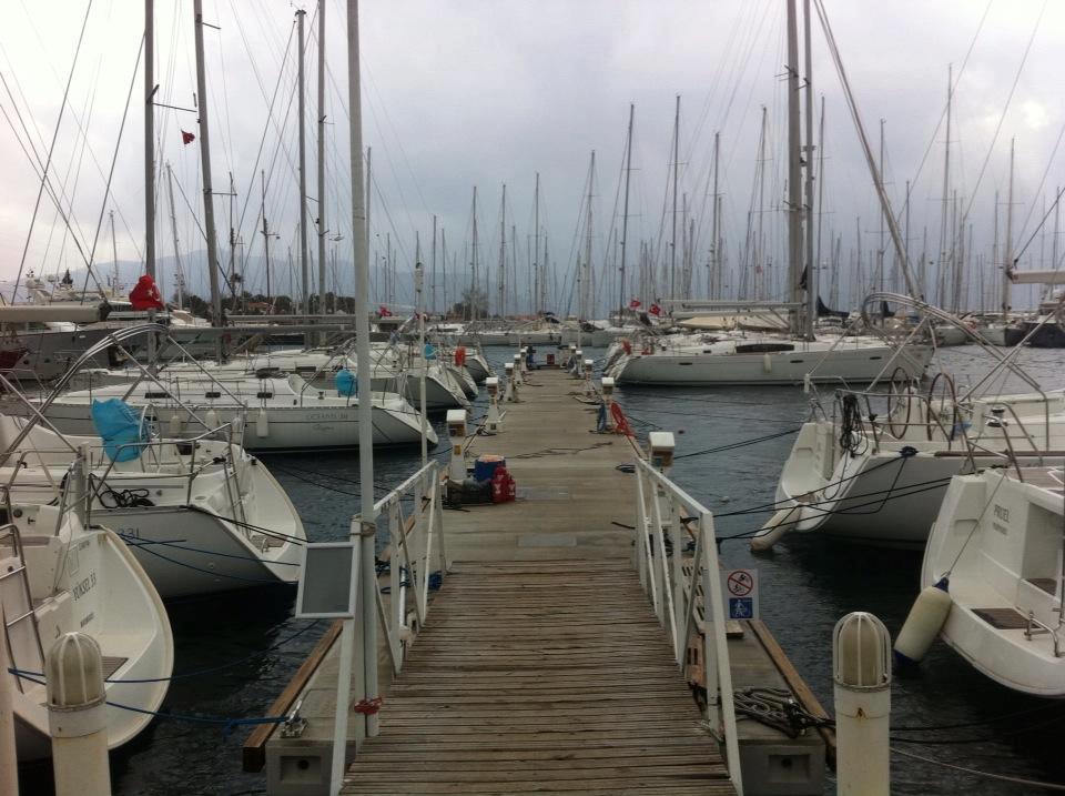 Muğla'da şiddetli yağış, Marmaris'te fırtına