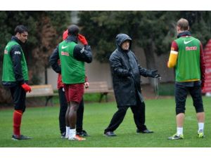 Elmander takımla çalıştı