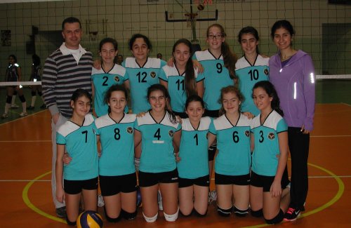 Geleceğin sultanları Marmaris voleybol turnuvası başladı