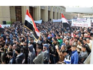 Irak'ta Maliki aleyhine "cuma" gösterileri