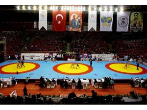 Yaşar Doğu Turnuvası başladı