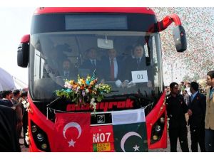 Pakistan'ın metrobüsü İstanbul'dan