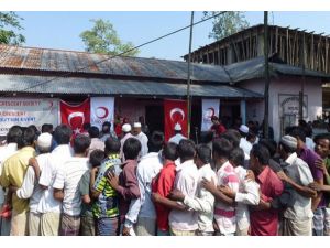 Türk Kızılayı'ndan Myanmar'a toplu konut 