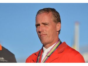 Dört gözle bekliyorum