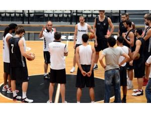 Beşiktaş potada 'siftah' peşinde