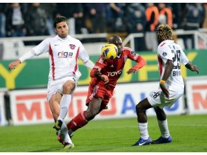 Beşiktaş evinde berabere