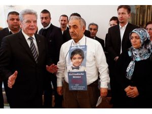 Gauck NSU kurbanlarının yakınlarını kabul etti