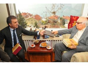 Yaşar Kemal'e ziyaret