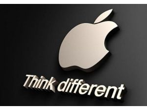Apple yine zirvede 