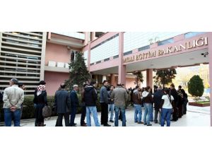 Giden çok, gelen yok 