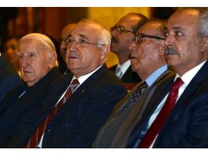 Çiçek Türkü söyledi