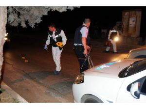 "Dur" ihtarı yapan polise ateş açıldı 