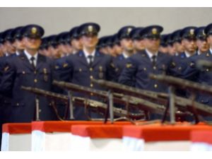 3 yılda 13 bin 751 personel ayrıldı
